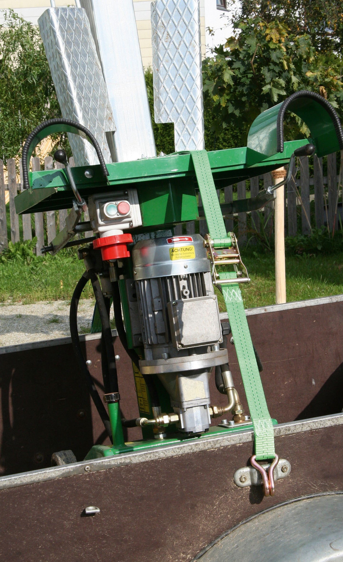 Pritrdilni trak z ragljo, 2-de 750/1500 kg, zelena