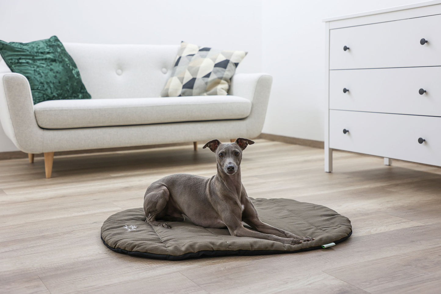 LEŽIŠCE CLEO Traveller taupe - 85x65x3cm
