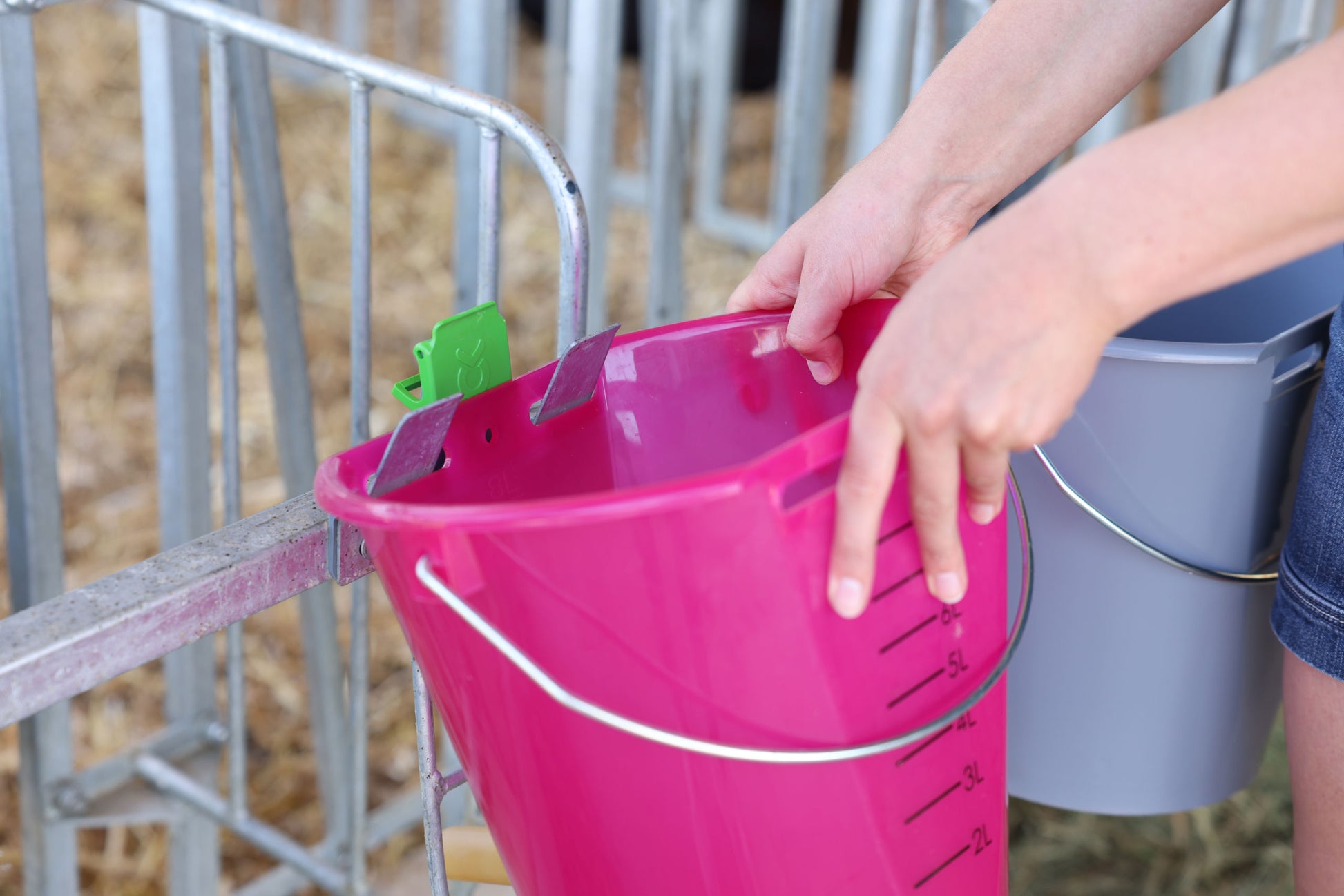 VAROVALO Bucket Guard
