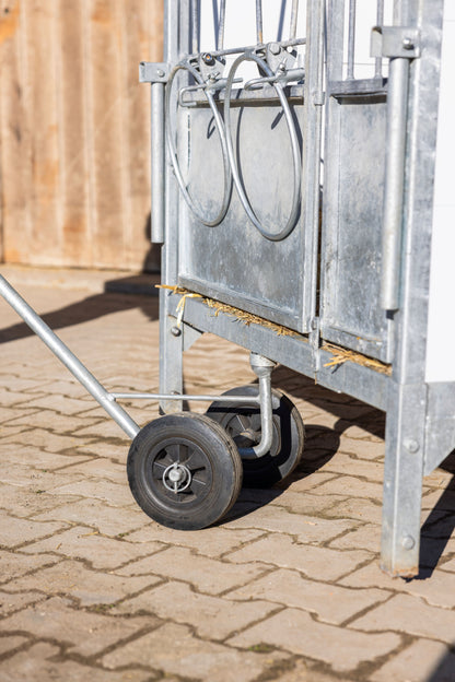 TRANSPORTNA naprava za boks za teleta