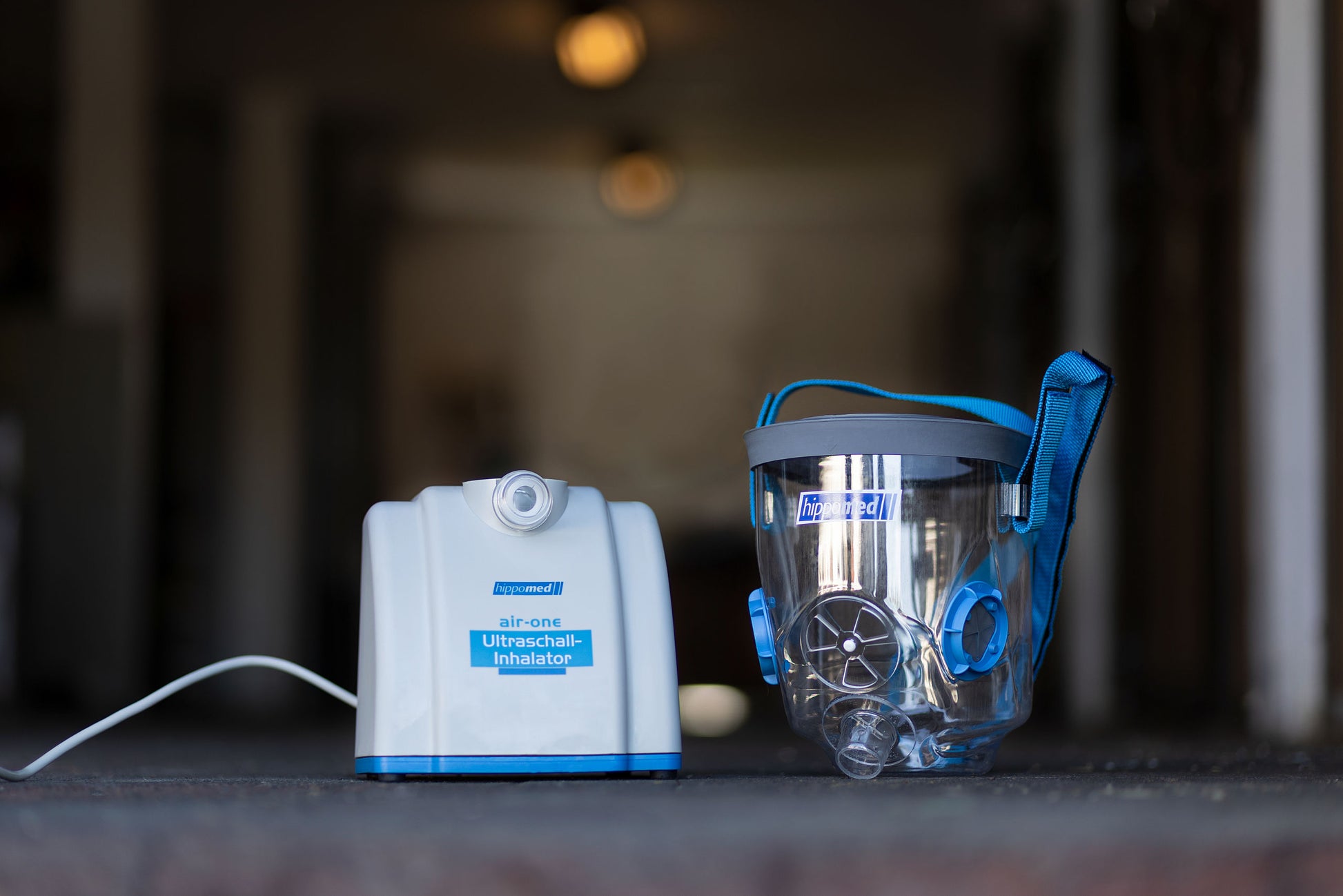 Ultrazvocni inhalator AirOne  komplet s toplo masko