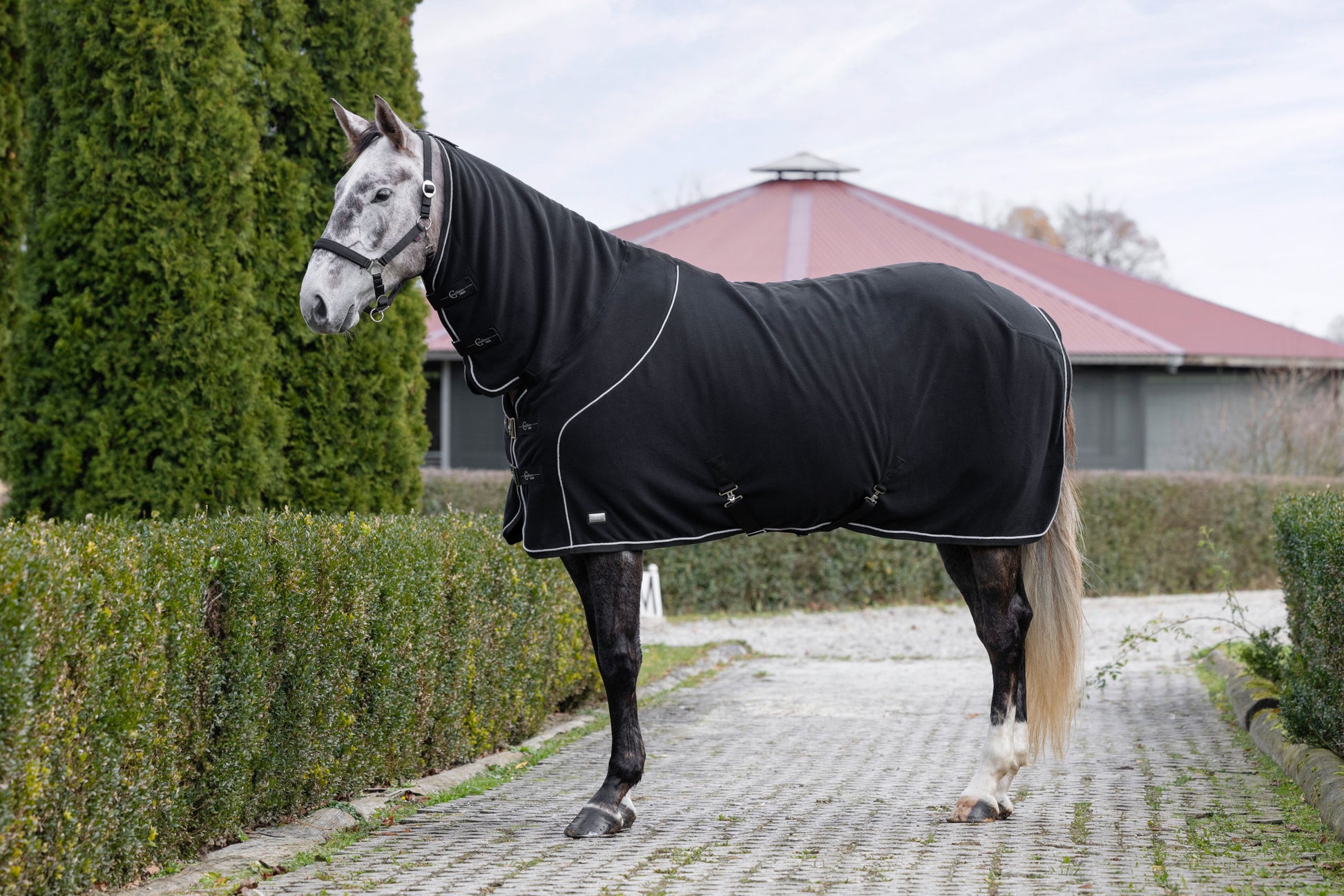 Pregrinjalo CovallieroTherm crno, z vratnim delom, 115 cm