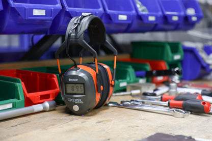 Kerbl Works Connect BT|FM Glušniki z radijem z Bluetooth