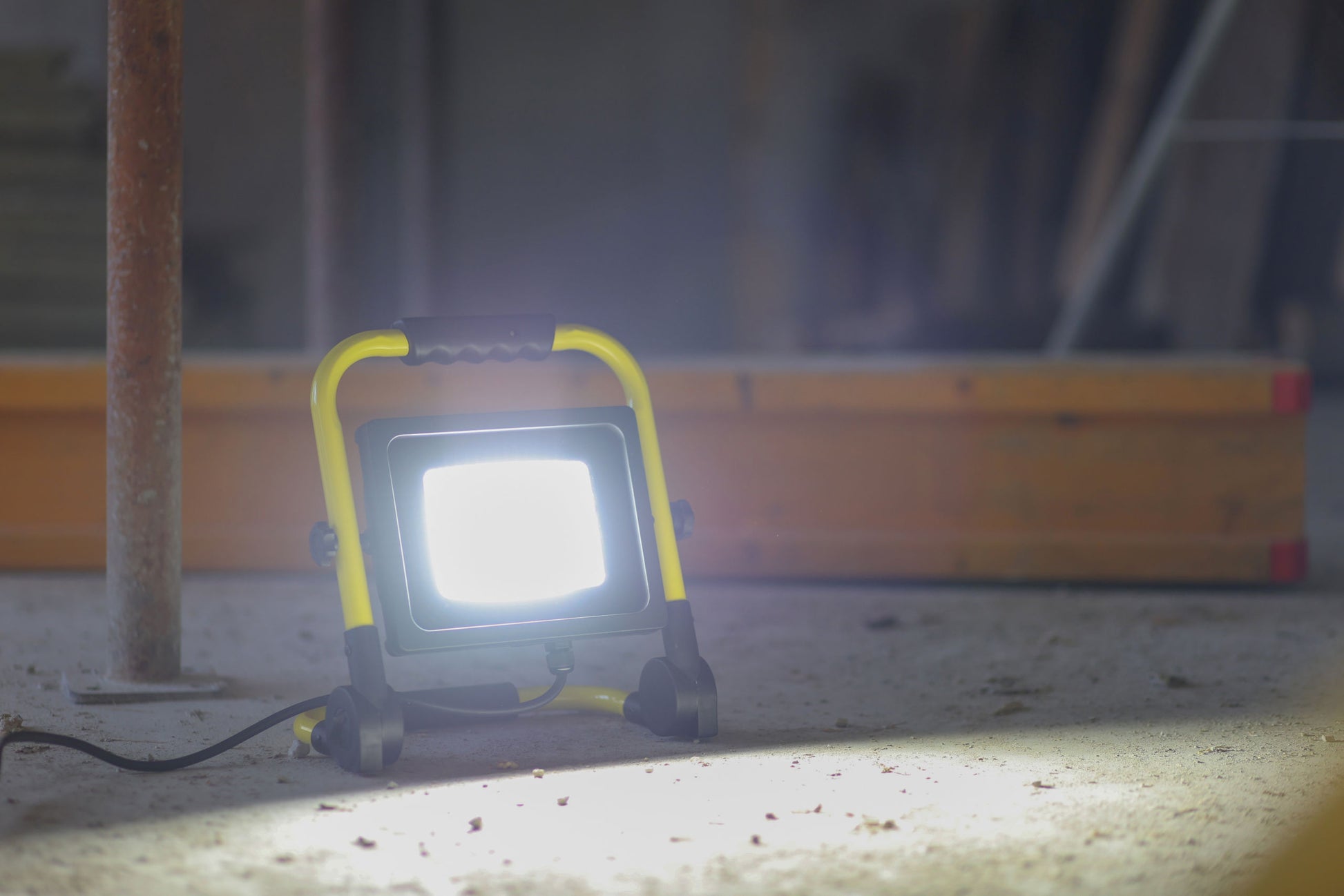 LED gradbeni reflektor WorkFir 70 W