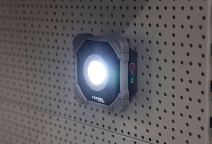 Mobilni LED reflektor WorkFire polnilna, 2200 lumnov, 4,0 Ah