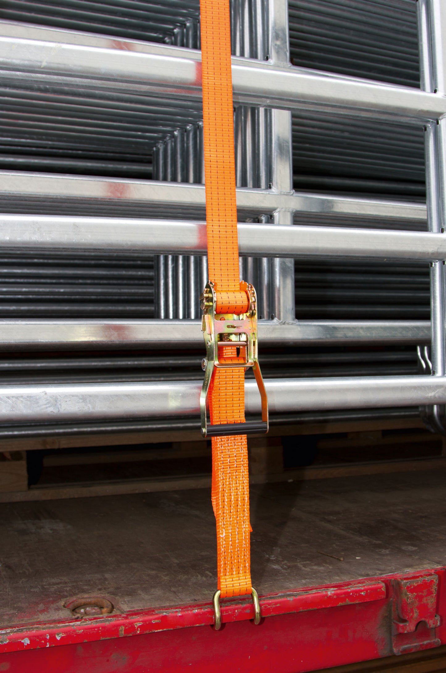 Pritrdilni trak z ragljo, 2-de 2000/4000 kg, kavelj, oranžen