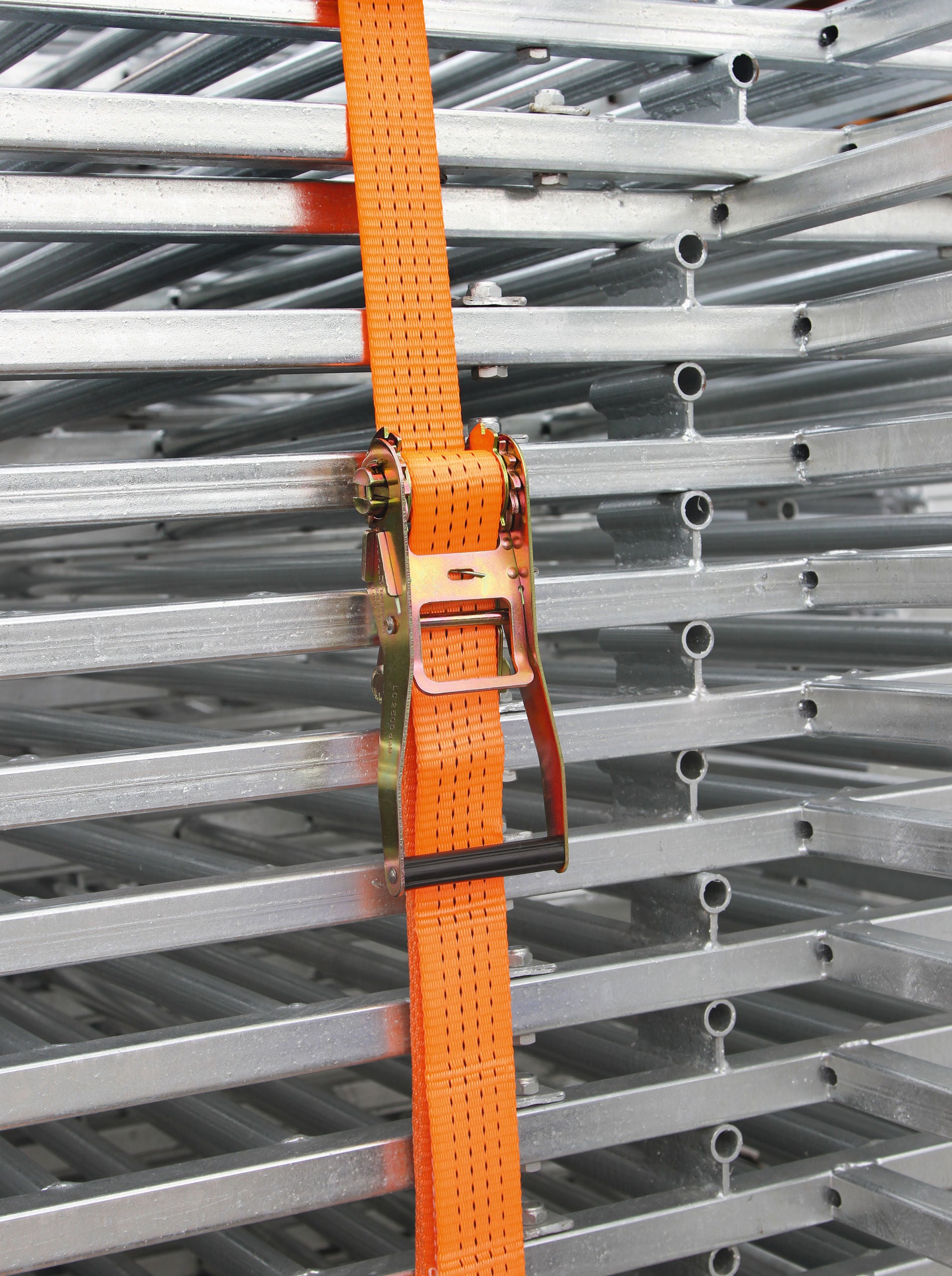 Pritrdilni trak z ragljo, 2-de 2000/4000 kg, oranžna