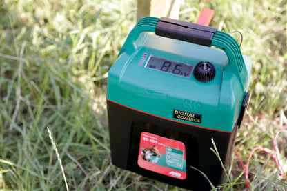 PASTIR elektricni Ako BD 400 - 13km, 9V (12V,230V)