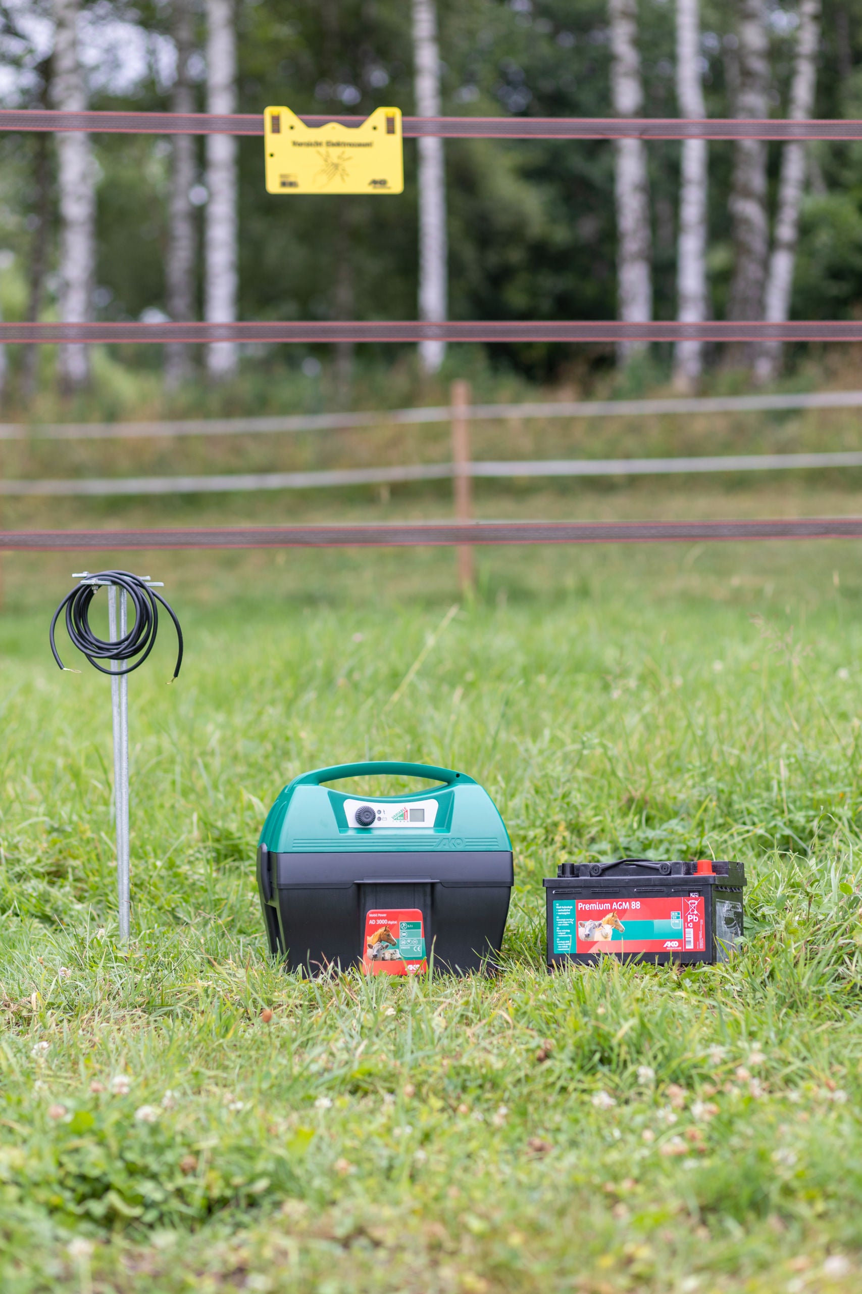 PASTIR Mobil Power Ako AD 3000 D - 90km, 12V (9V,230V)