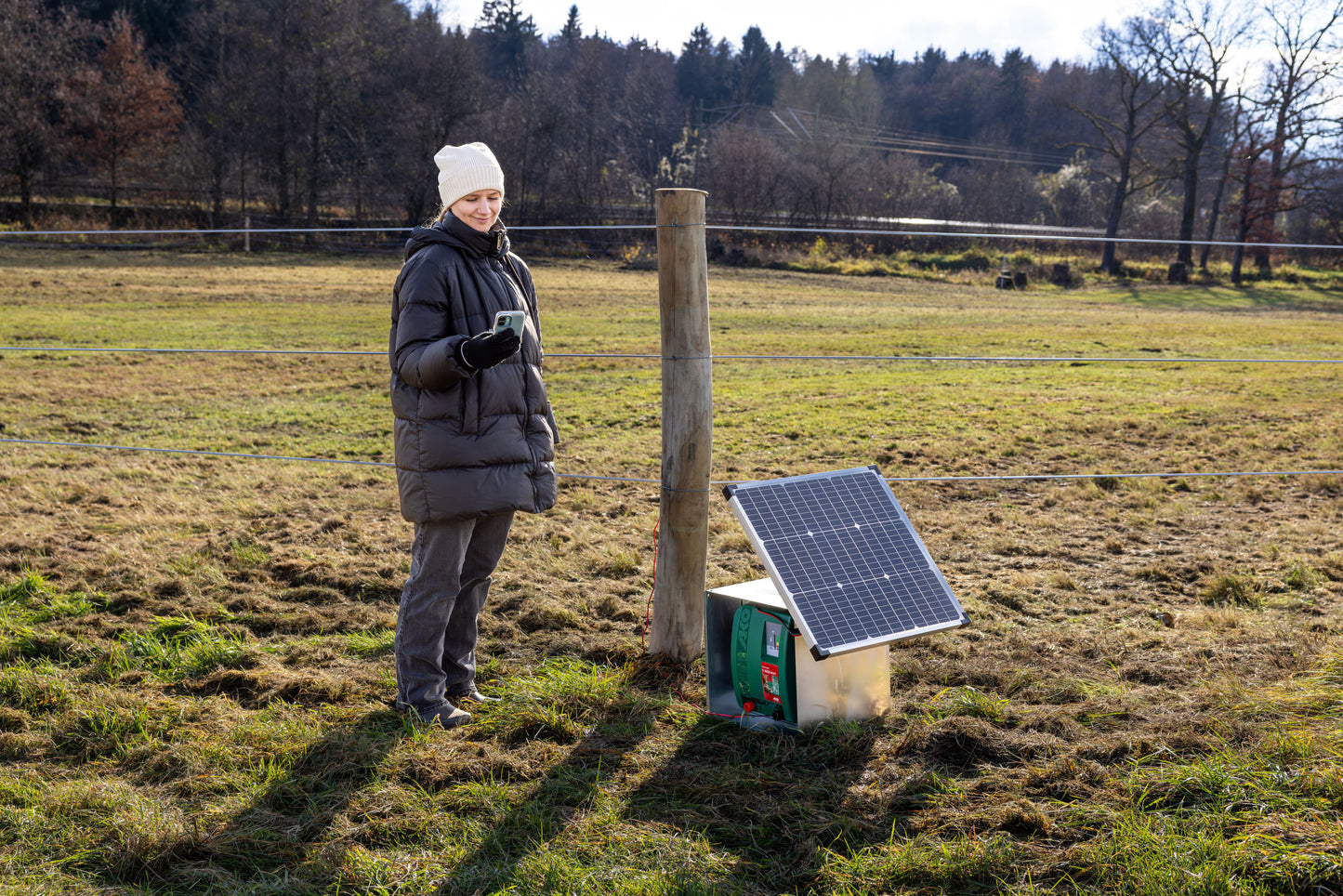 Solarni modul 55W vklj. z reg. polnjenja, prikljucek MC4