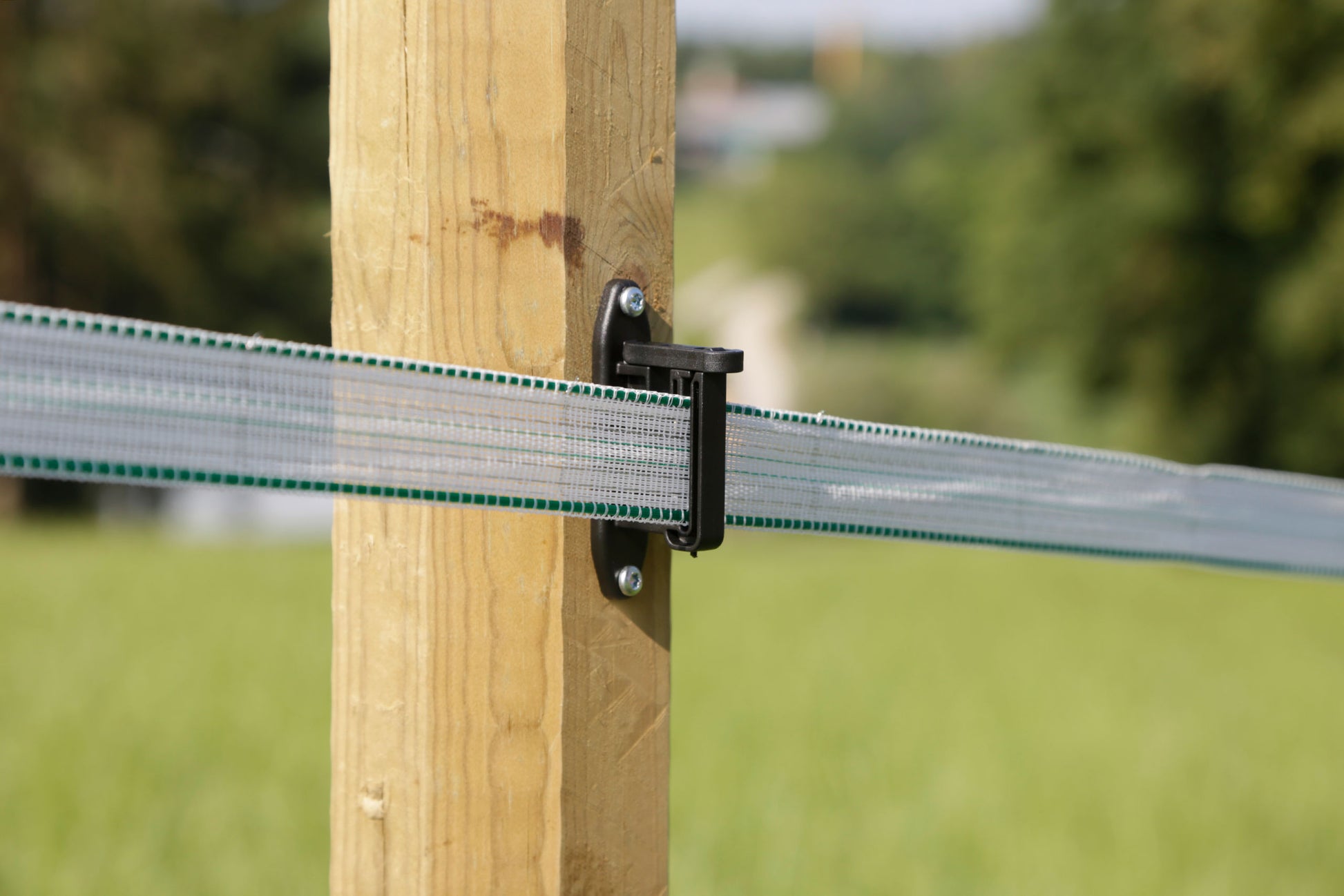 IZOLATOR za trak 4cm - klip (25kos)