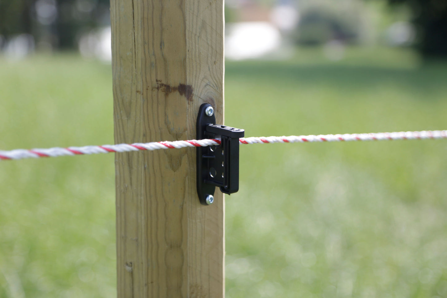IZOLATOR za trak 4cm - klip (25kos)