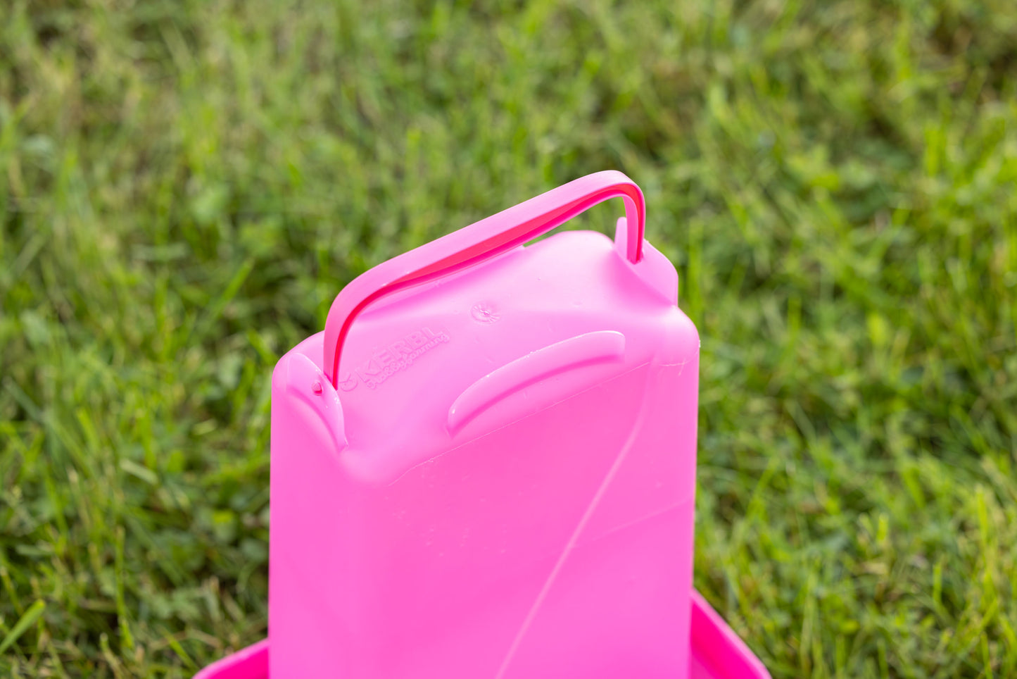 Napajalnik za perutnino 3,5 l pravokotna, plastična
