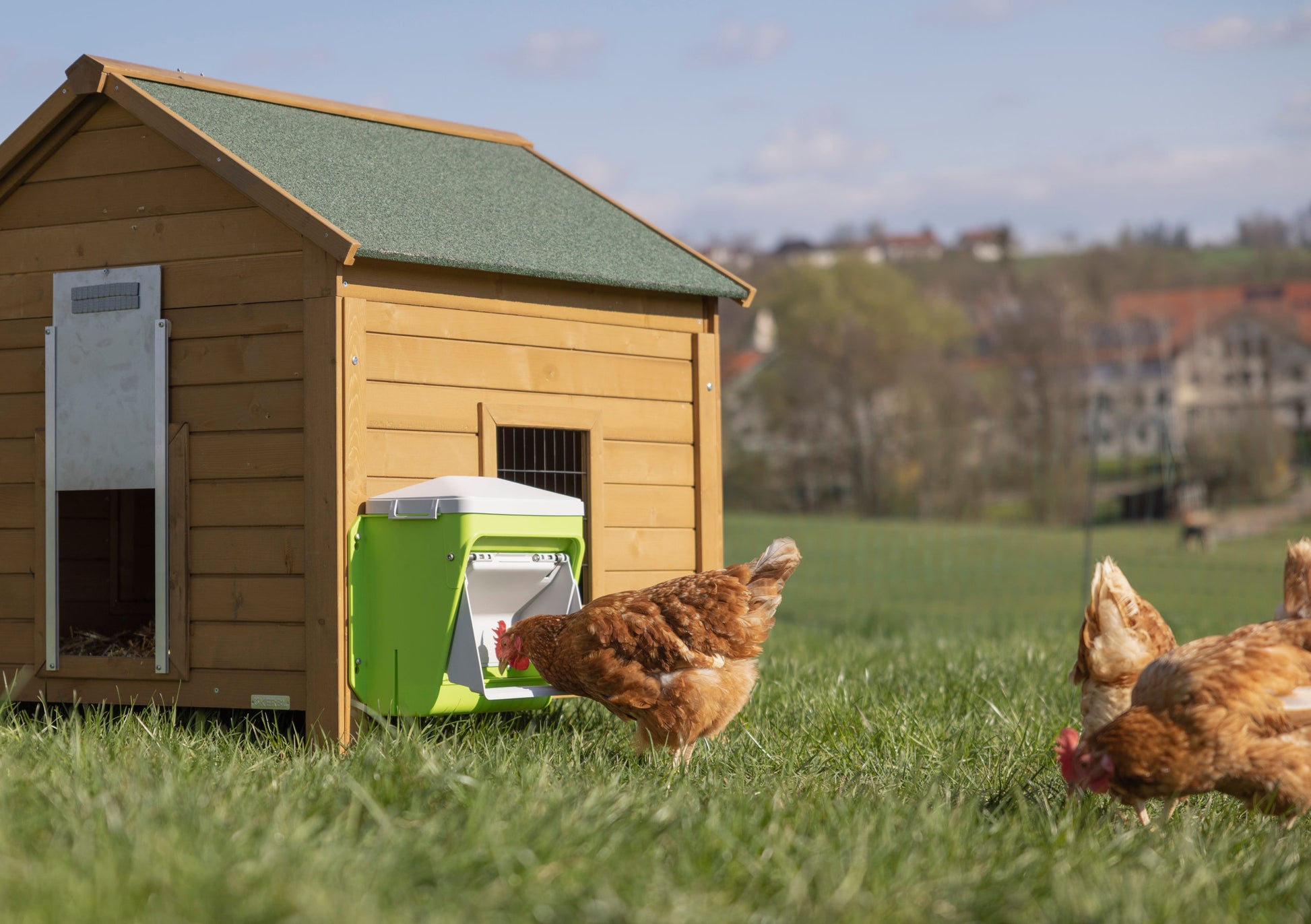 Napajalnik SmartCoop z zašcitno loputo, 7,5 kg