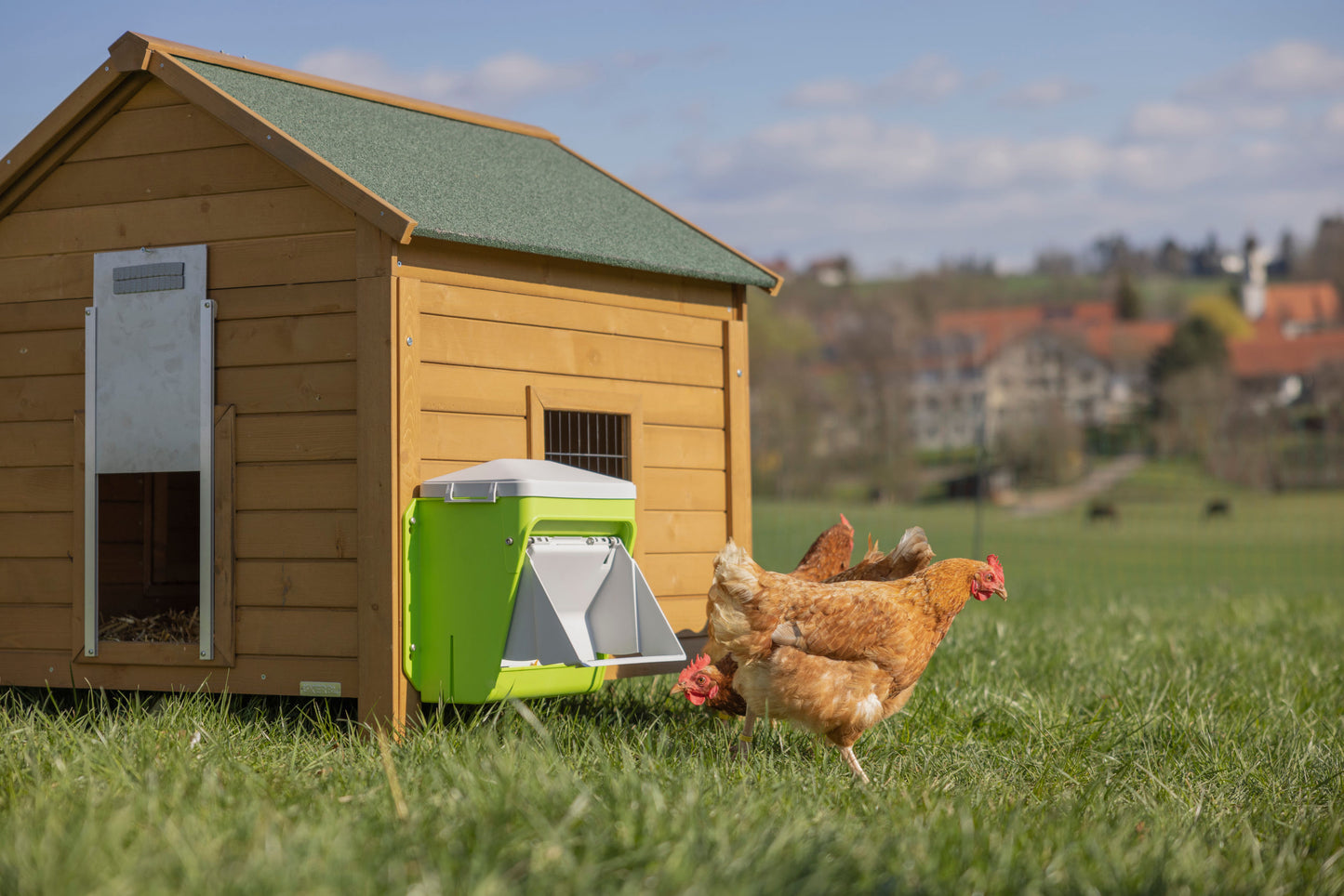 Napajalnik SmartCoop z zašcitno loputo, 7,5 kg