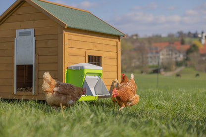 Napajalnik SmartCoop z zašcitno loputo, 7,5 kg