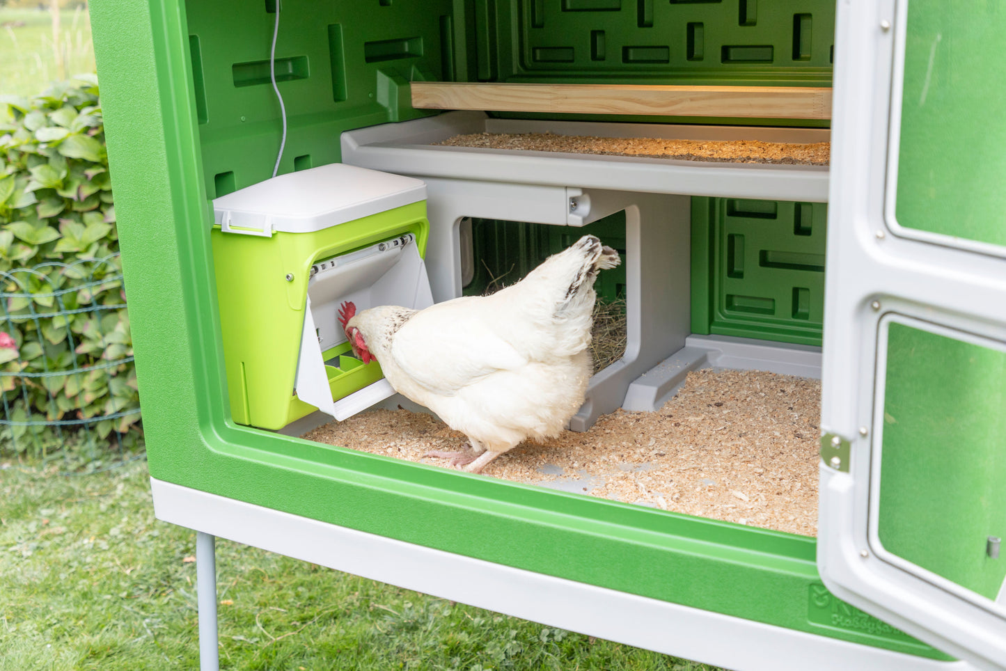 Napajalnik SmartCoop z zašcitno loputo, 7,5 kg
