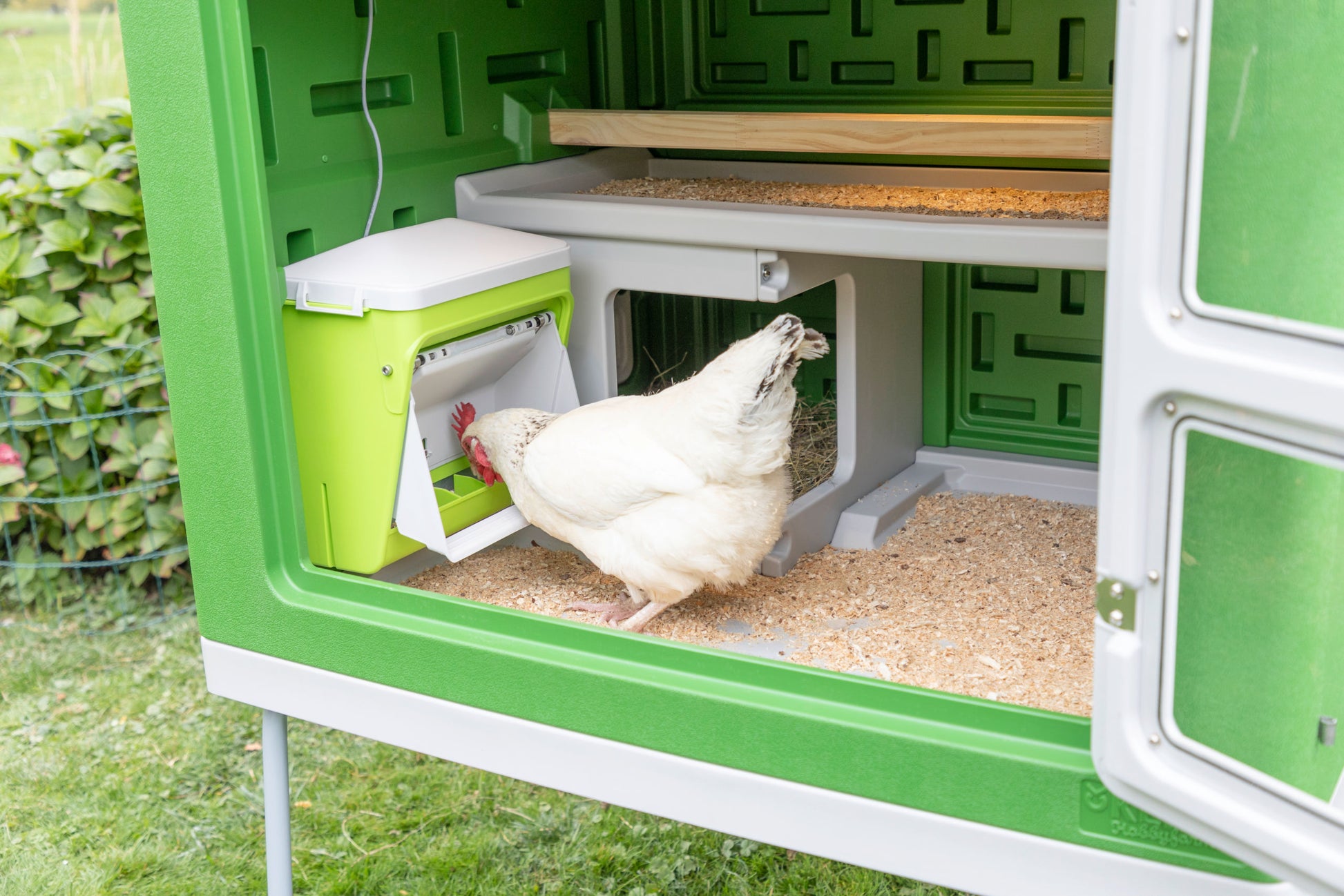 Napajalnik SmartCoop z zašcitno loputo, 7,5 kg
