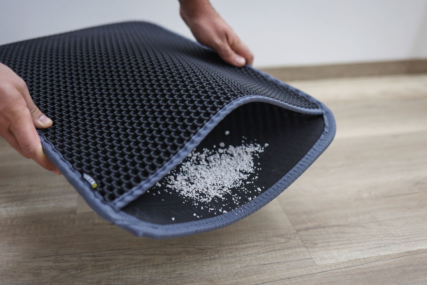 PREPROGA za stranišce za macka sieve - 58.5x41cm