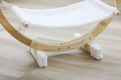 Viseca mreža SIESTA, bela z lesenim nosilcem, 73x36x34cm