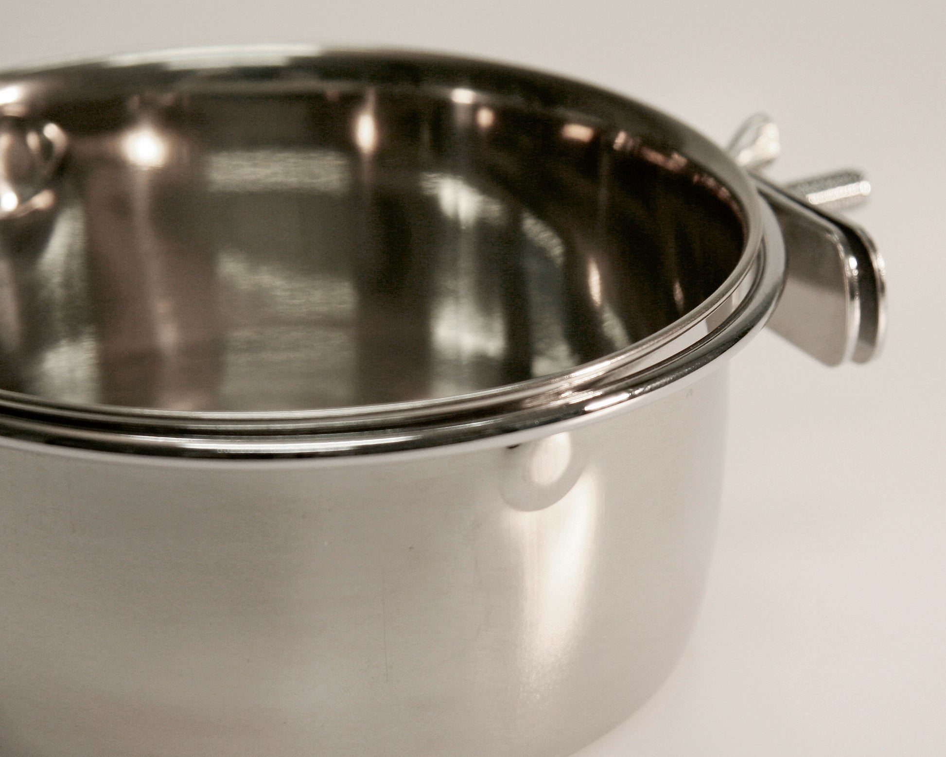 POSODA za glodalce z vijakom inox 600ml