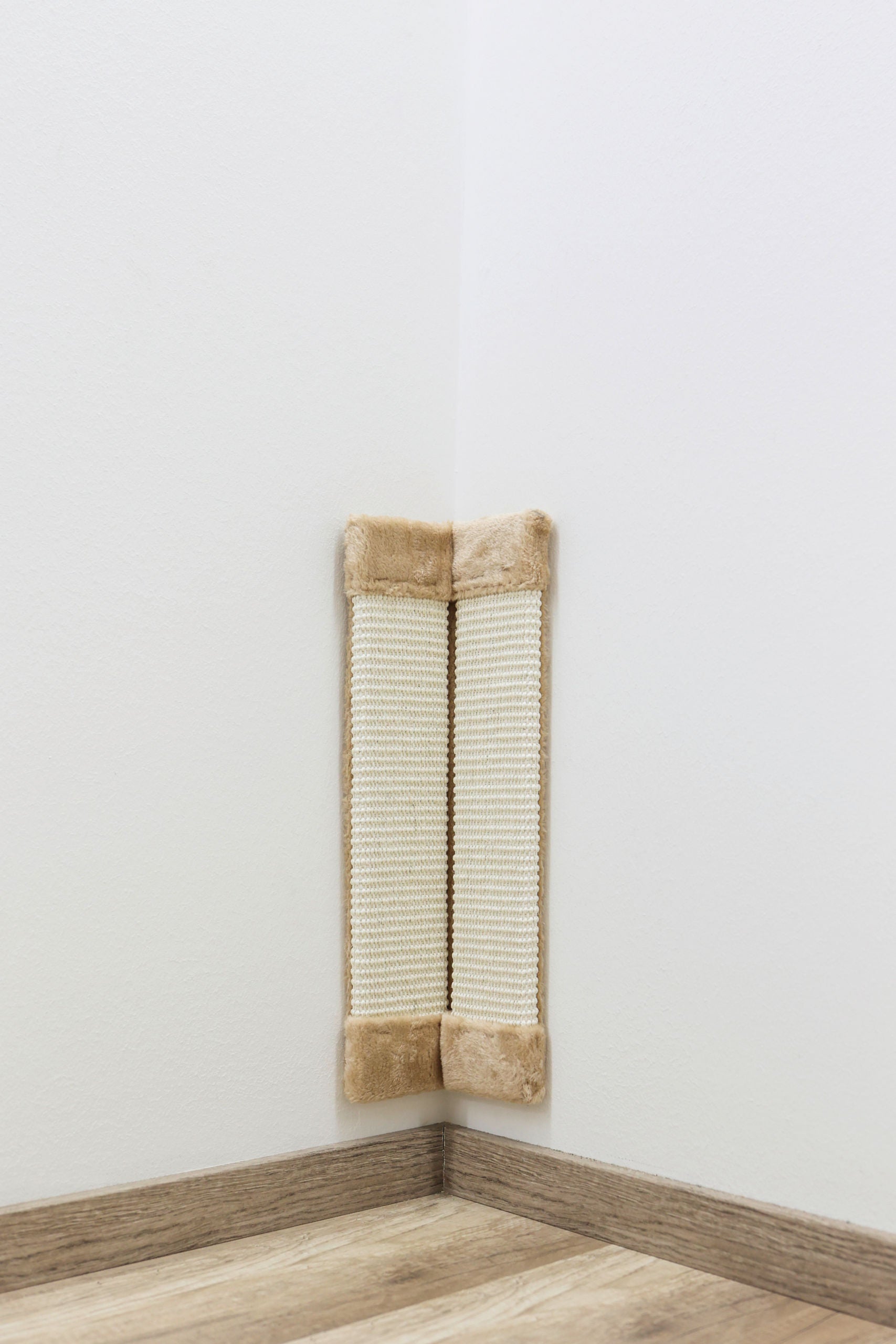 Sisal deska za praskanje za sobne kote ca. 49 x 23 cm