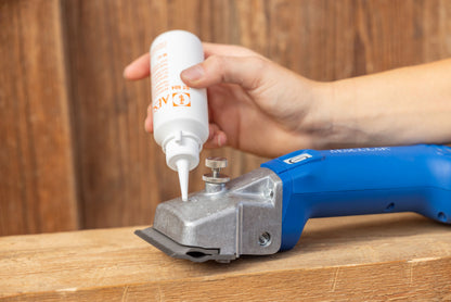 OLJE Aesculap za elektricne škarje - 90ml